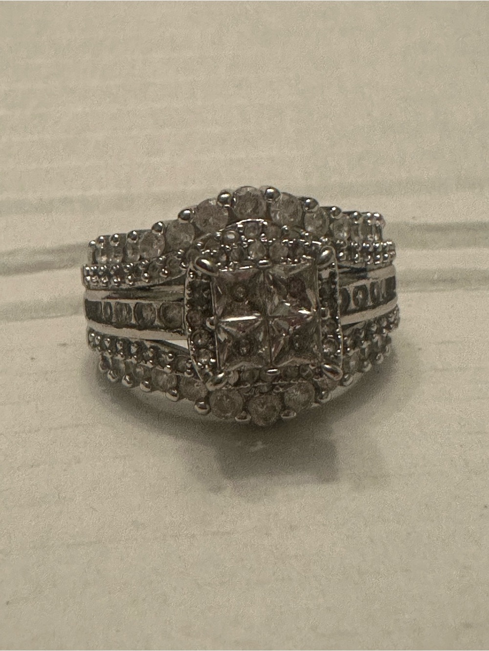 Sterling Silver S925 with CZ Size 8 (Preowned)